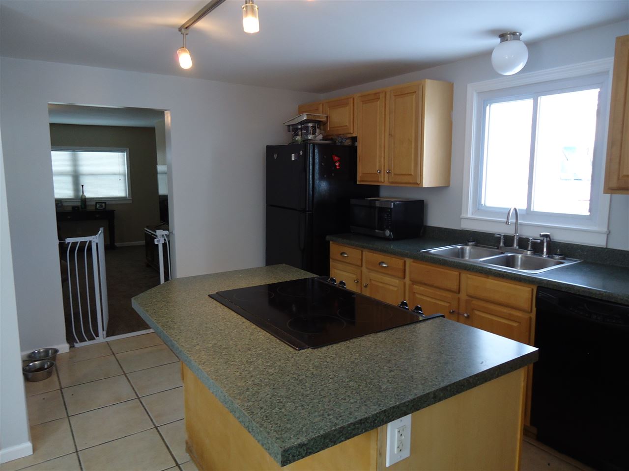 5388 North McKinley Road Flushing, MI 48433 - Photo 3 of 26 50000360-2.JPG
