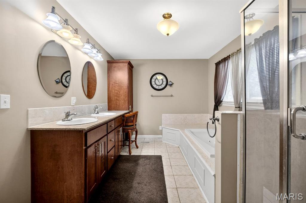 4 Riviera Court Lake St. Louis, MO 63367 - Photo 17 of 42