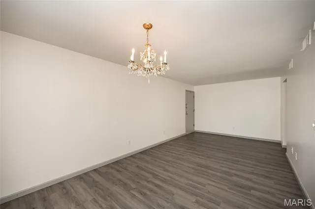 $104,900 | 853 Dumont Place, Unit B, St. Louis, MO 63125