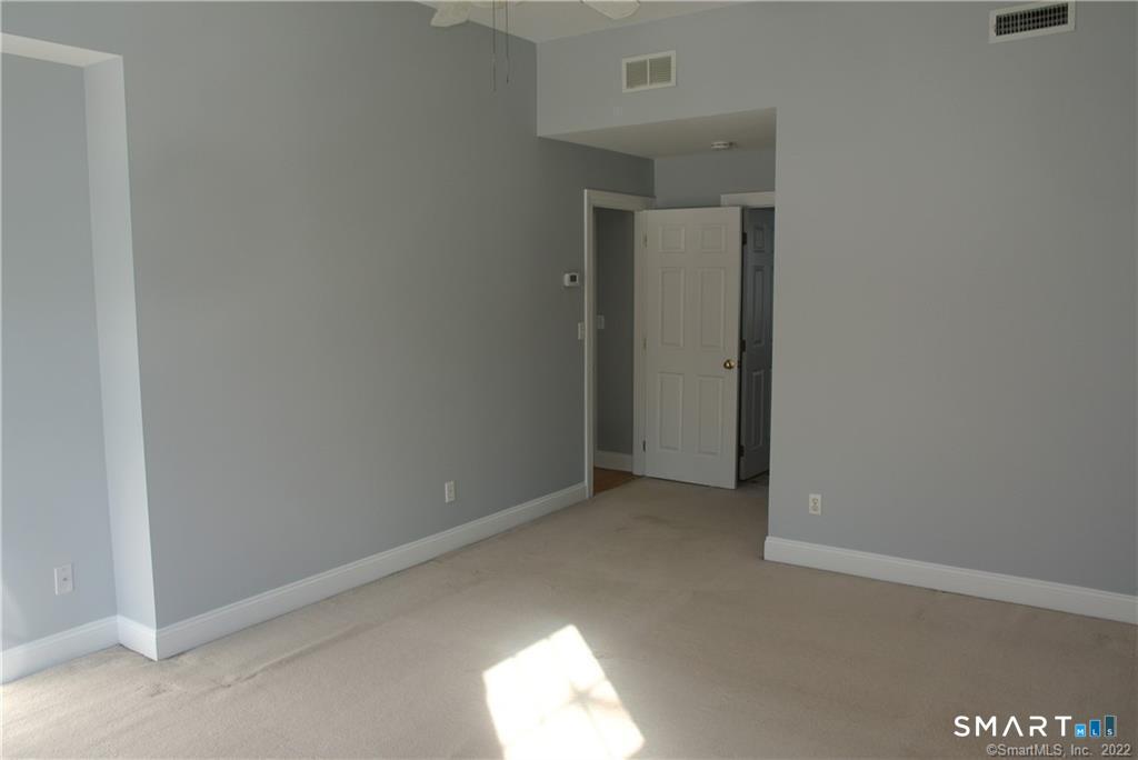 1260 Cutspring Road, Unit 1260 Stratford, CT 06614 - Photo 15 of 26