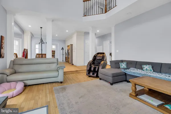 $989,000 | 43553 Dempsey Lane, Chantilly, VA 20152