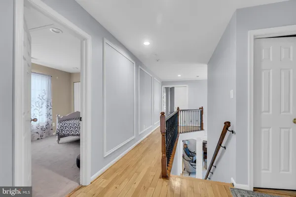 $989,000 | 43553 Dempsey Lane, Chantilly, VA 20152