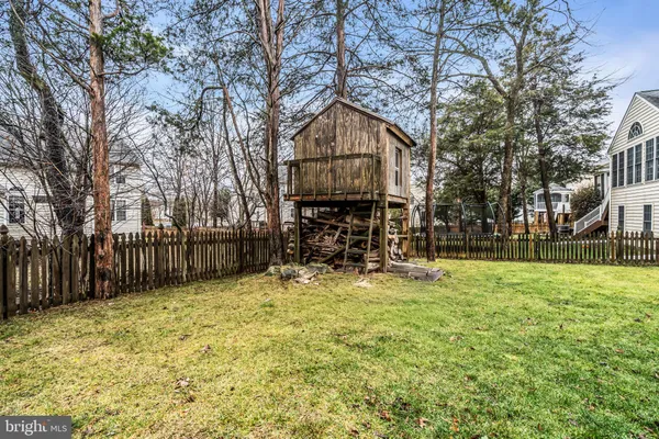 $989,000 | 43553 Dempsey Lane, Chantilly, VA 20152