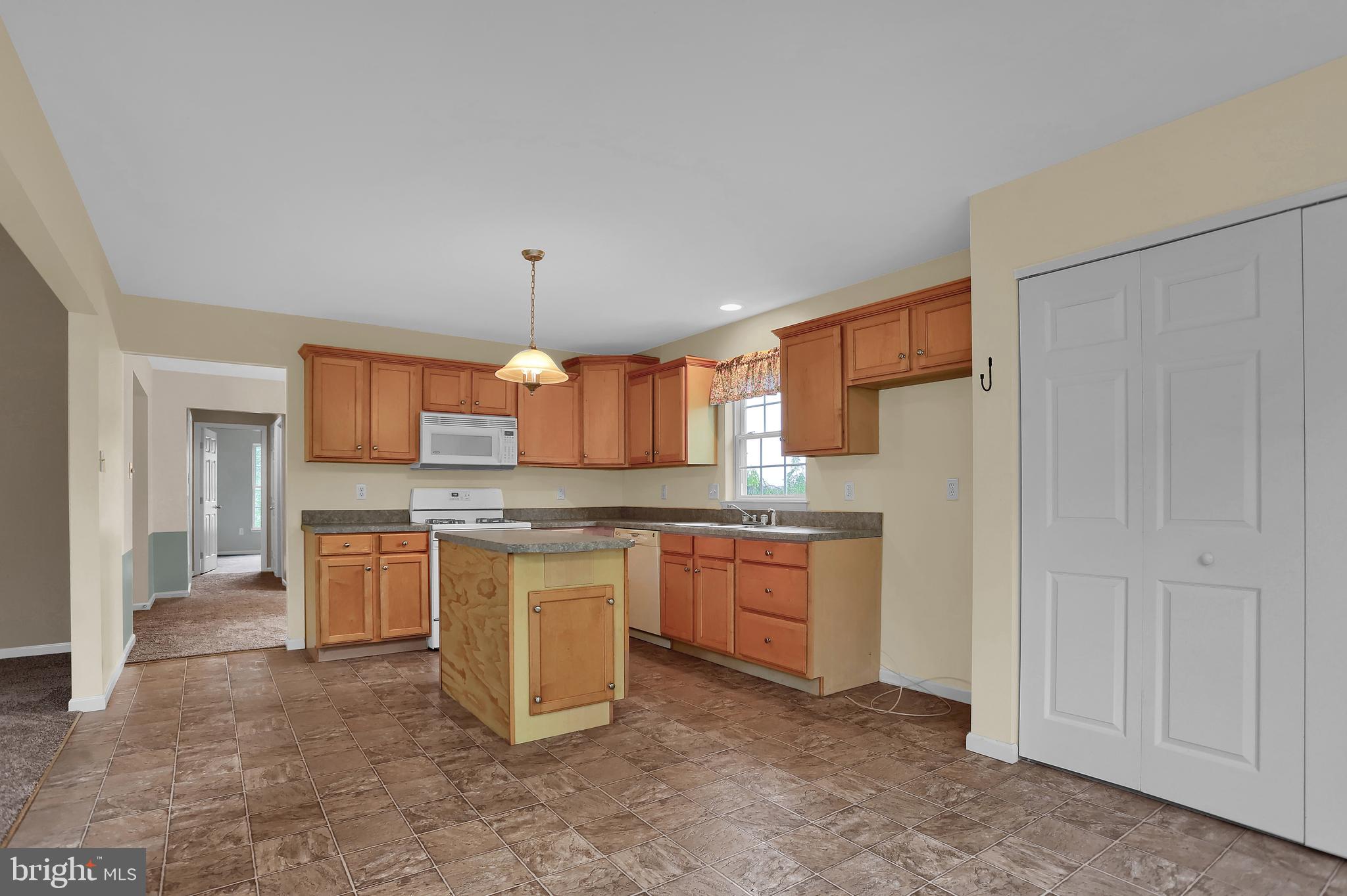 18 Kantner Lane South Reading, PA 19607 - Photo 14 of 35 Kitchen