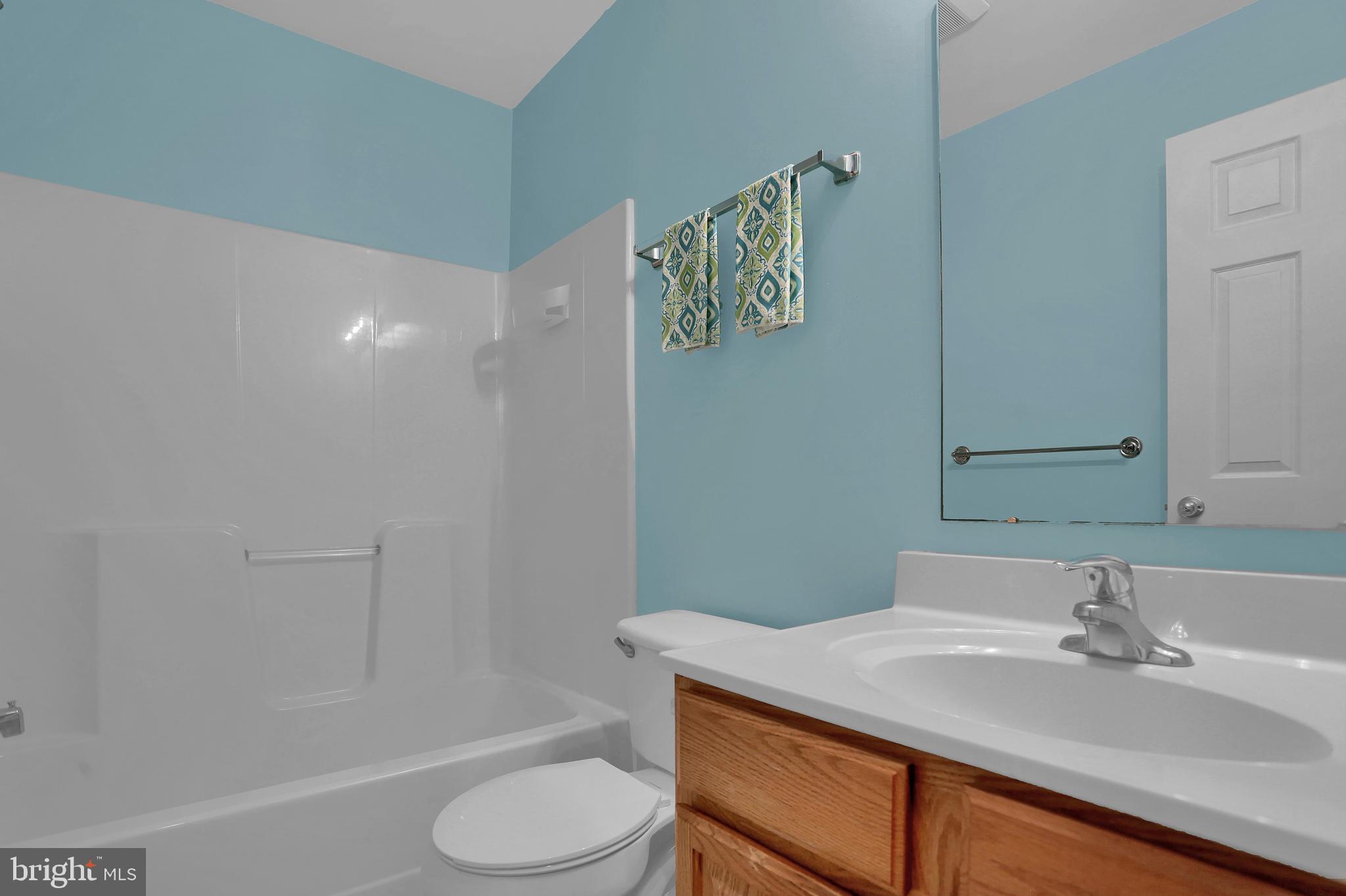 18 Kantner Lane South Reading, PA 19607 - Photo 28 of 35 Hall Bathroom