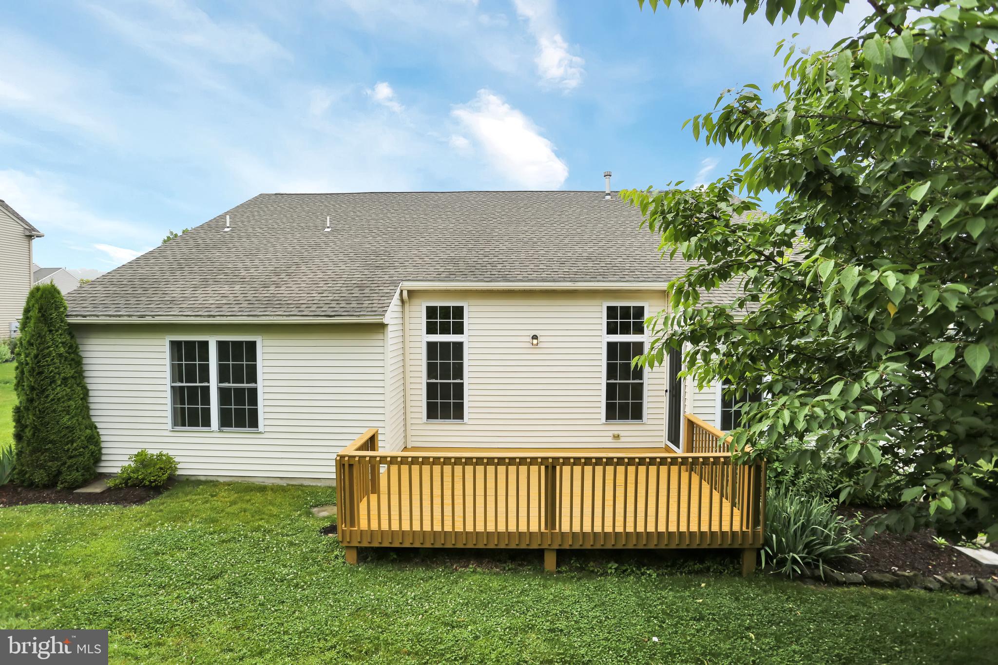 18 Kantner Lane South Reading, PA 19607 - Photo 34 of 35 Back