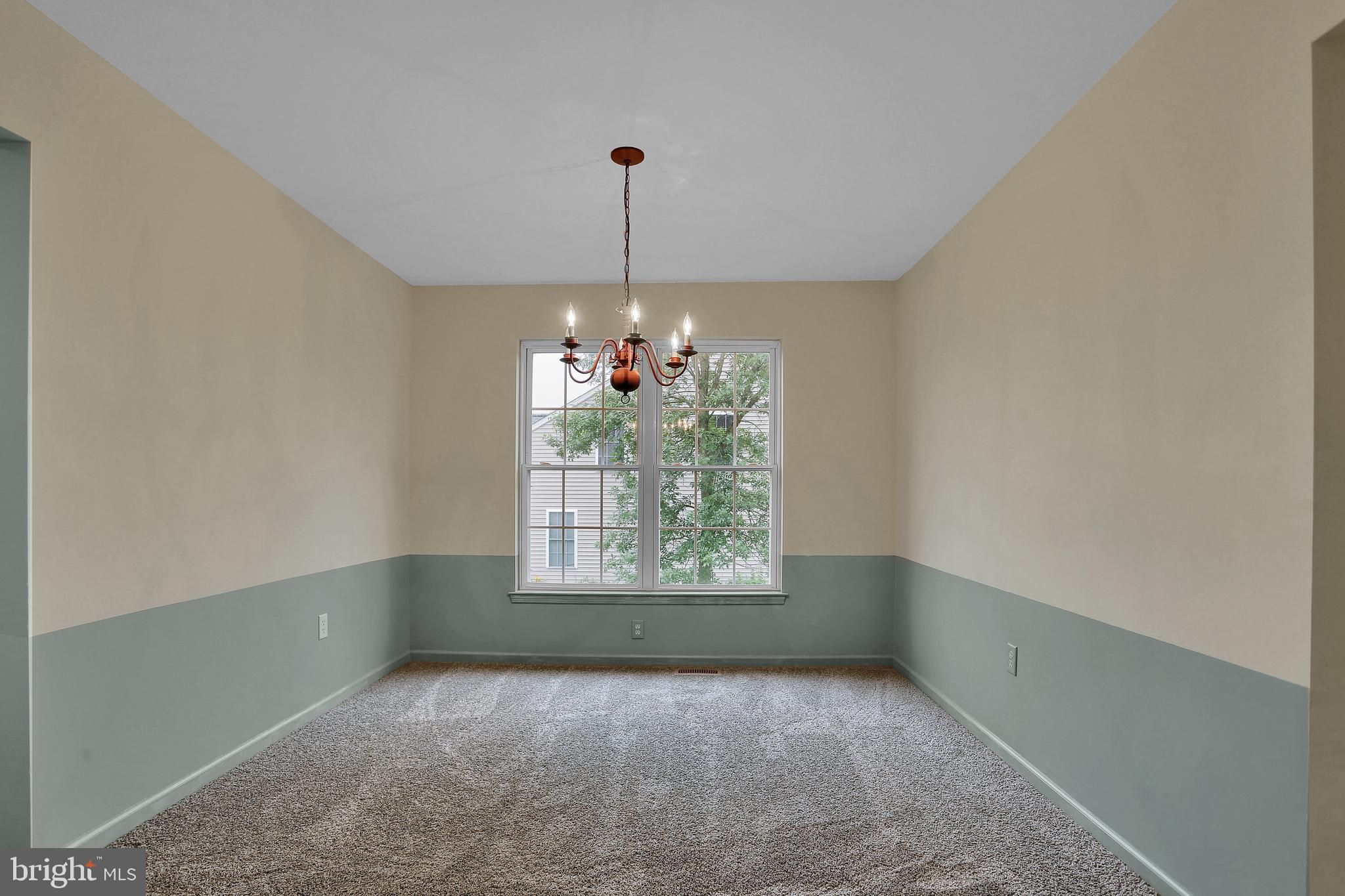 18 Kantner Lane South Reading, PA 19607 - Photo 8 of 35 Dining Room