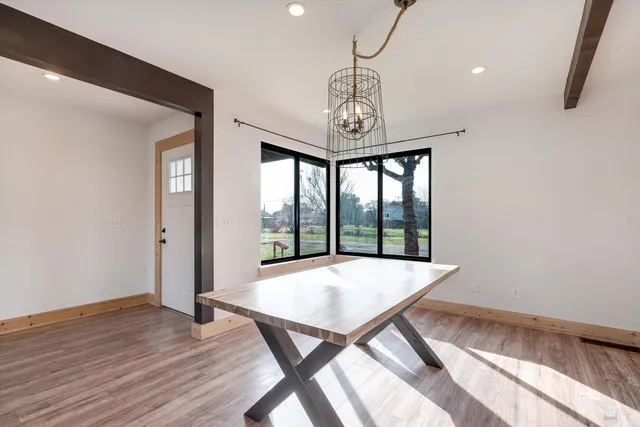 $1,695,000 | 985 Gumview Road, Windsor, CA 95492