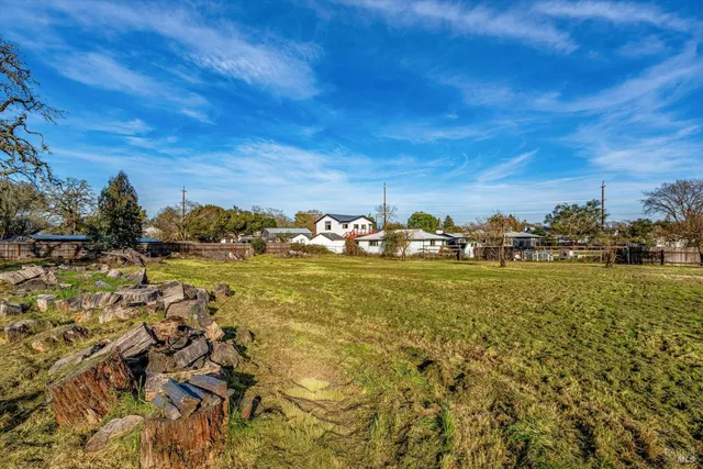 $1,695,000 | 985 Gumview Road, Windsor, CA 95492