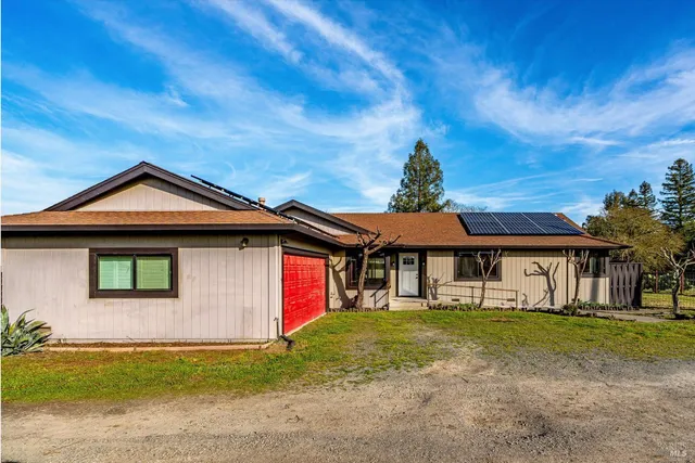 $1,695,000 | 985 Gumview Road, Windsor, CA 95492