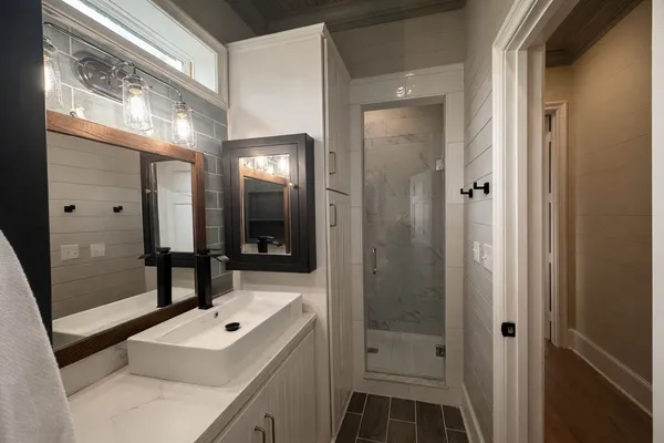 $3,375 | 5036 Golden Forest Drive, Houston, TX 77091