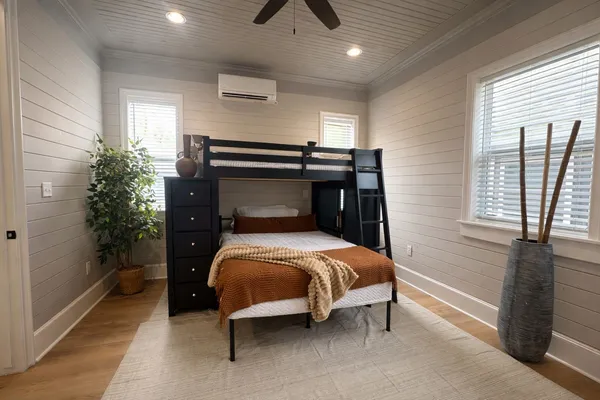 $2,450 | 5036 Golden Forest Drive, Houston, TX 77091