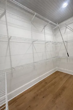 $2,450 | 5036 Golden Forest Drive, Houston, TX 77091