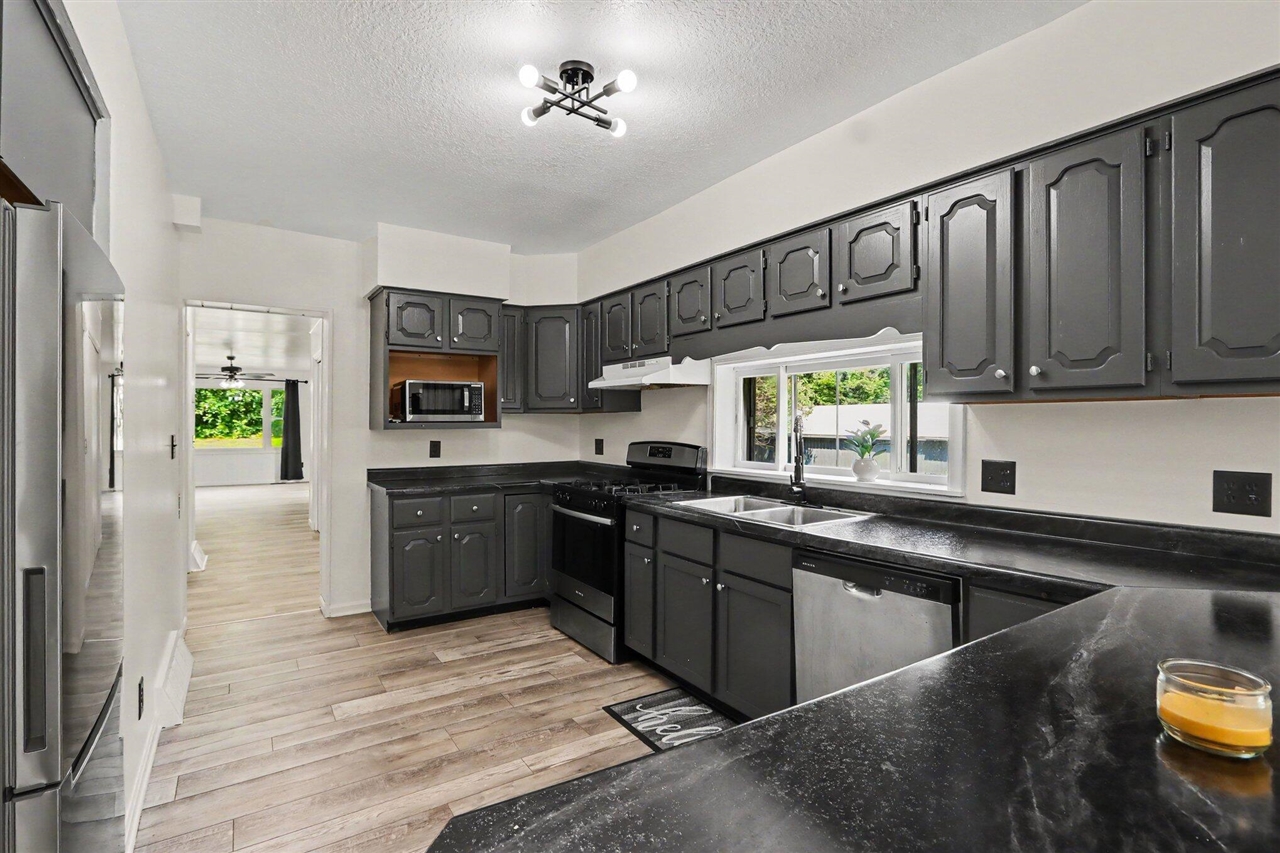 15068 Millard Road Three Rivers, MI 49093 - Photo 12 of 45 Gallery Image 12