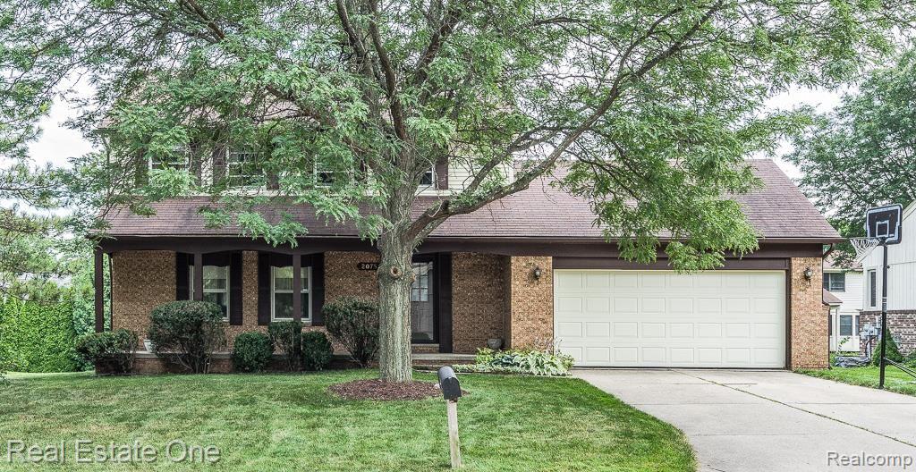 2075 Warrington, Rochester Hills MI, Koteles, 07-16-15-996-Edit.jpg