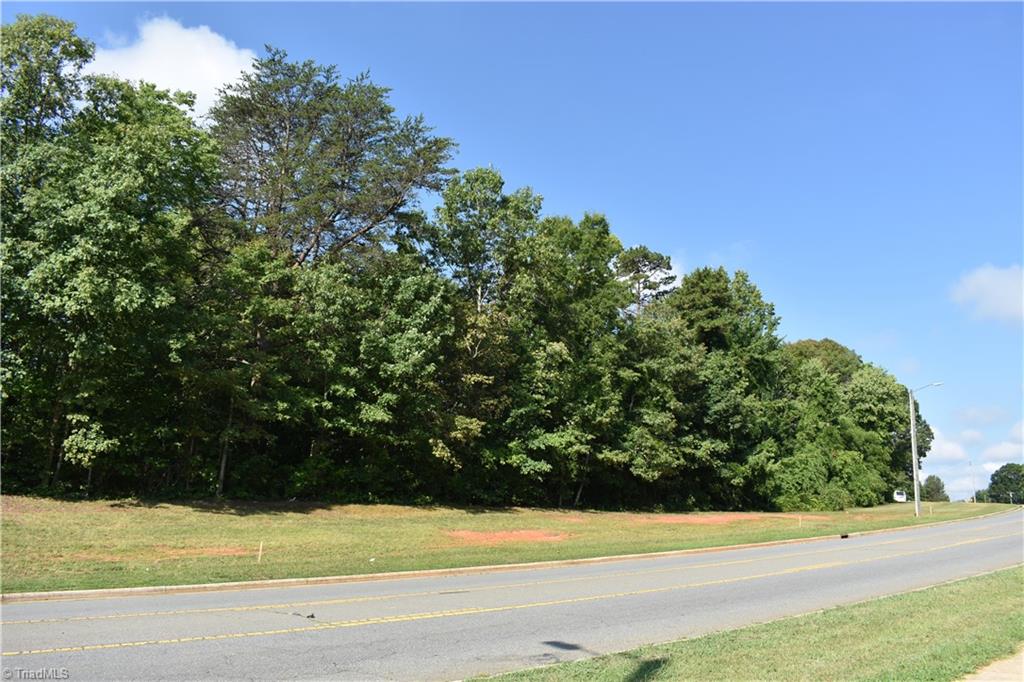 1380 Motor Road Winston-Salem, NC 27105 - Photo 4 of 6