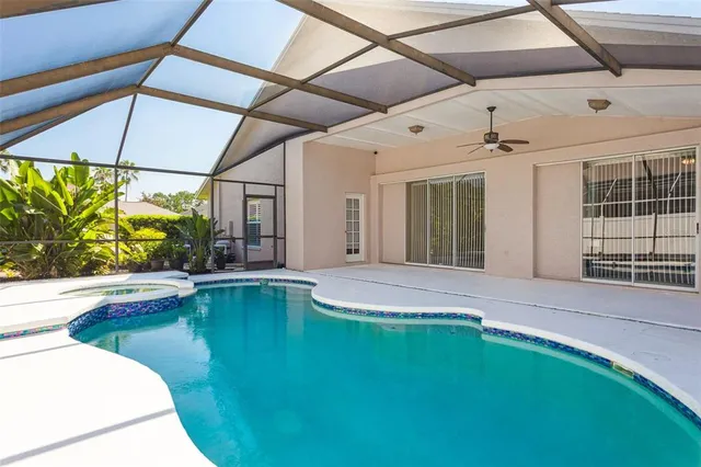 a view of a yard with plants