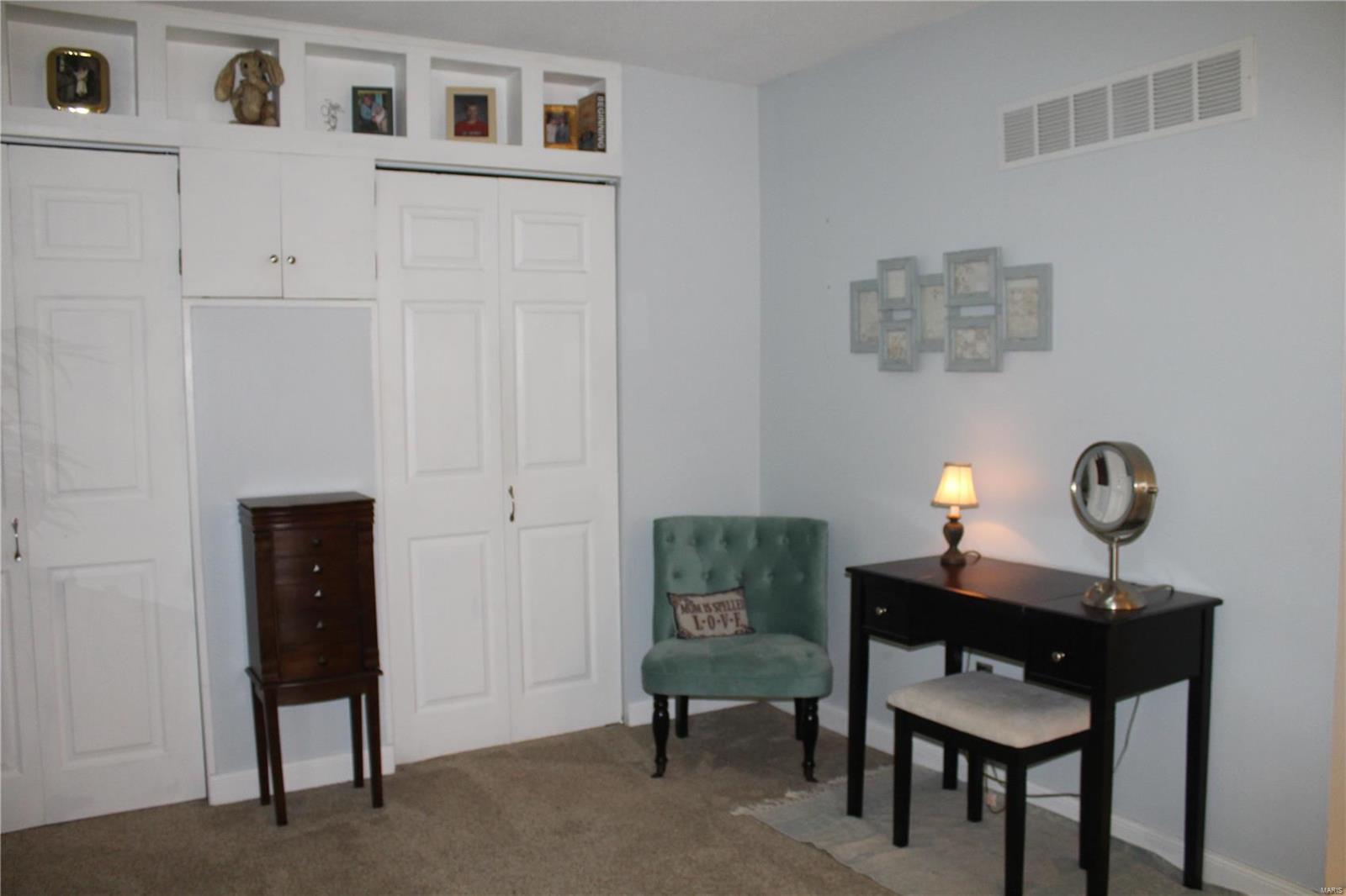 638 Walnut Ridge Drive Ballwin, MO 63021 - Photo 22 of 43
