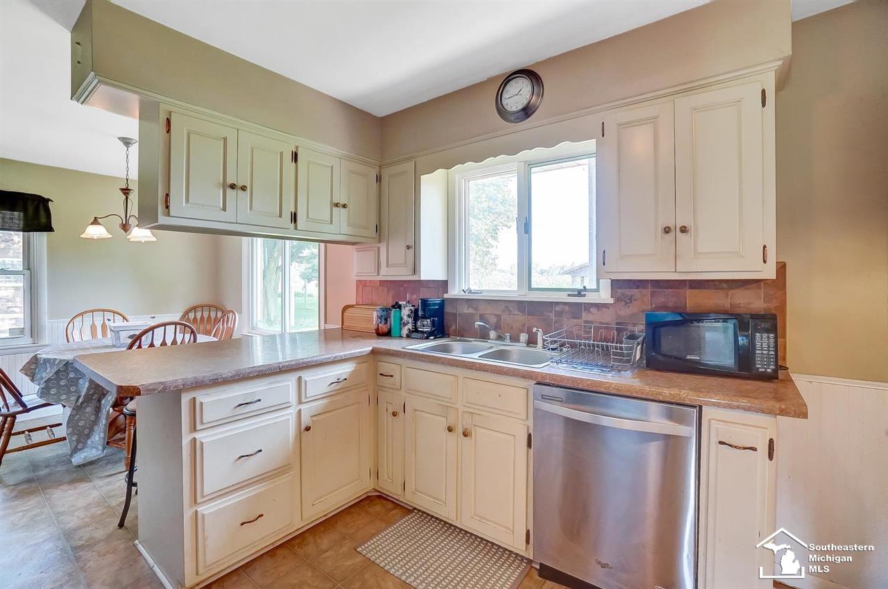 3330 East Erie Road Erie, MI 48133 - Photo 12 of 26 50050780-11.JPG