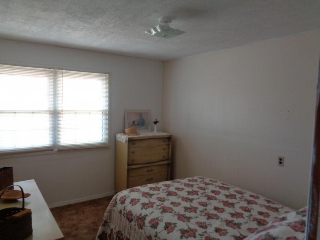 17264 Rim Road Abingdon, VA 24210 - Photo 10 of 33 Bedroom 3