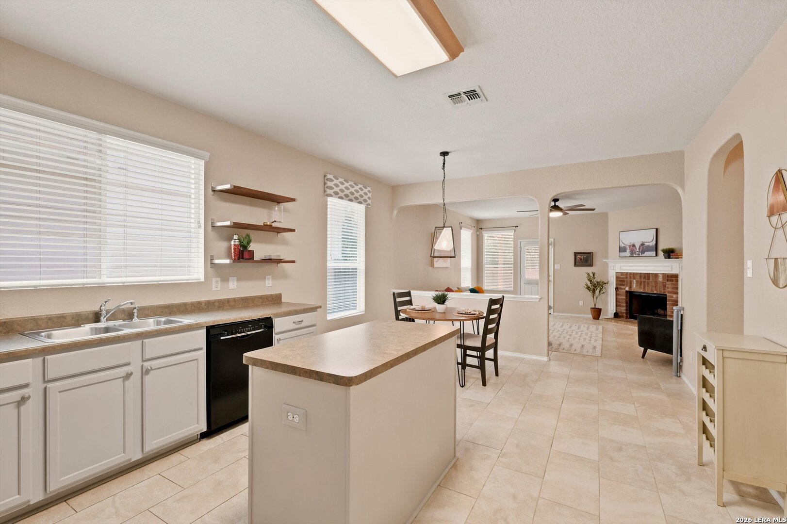7514 Paraiso Point Boerne, TX 78015 - Photo 5 of 23