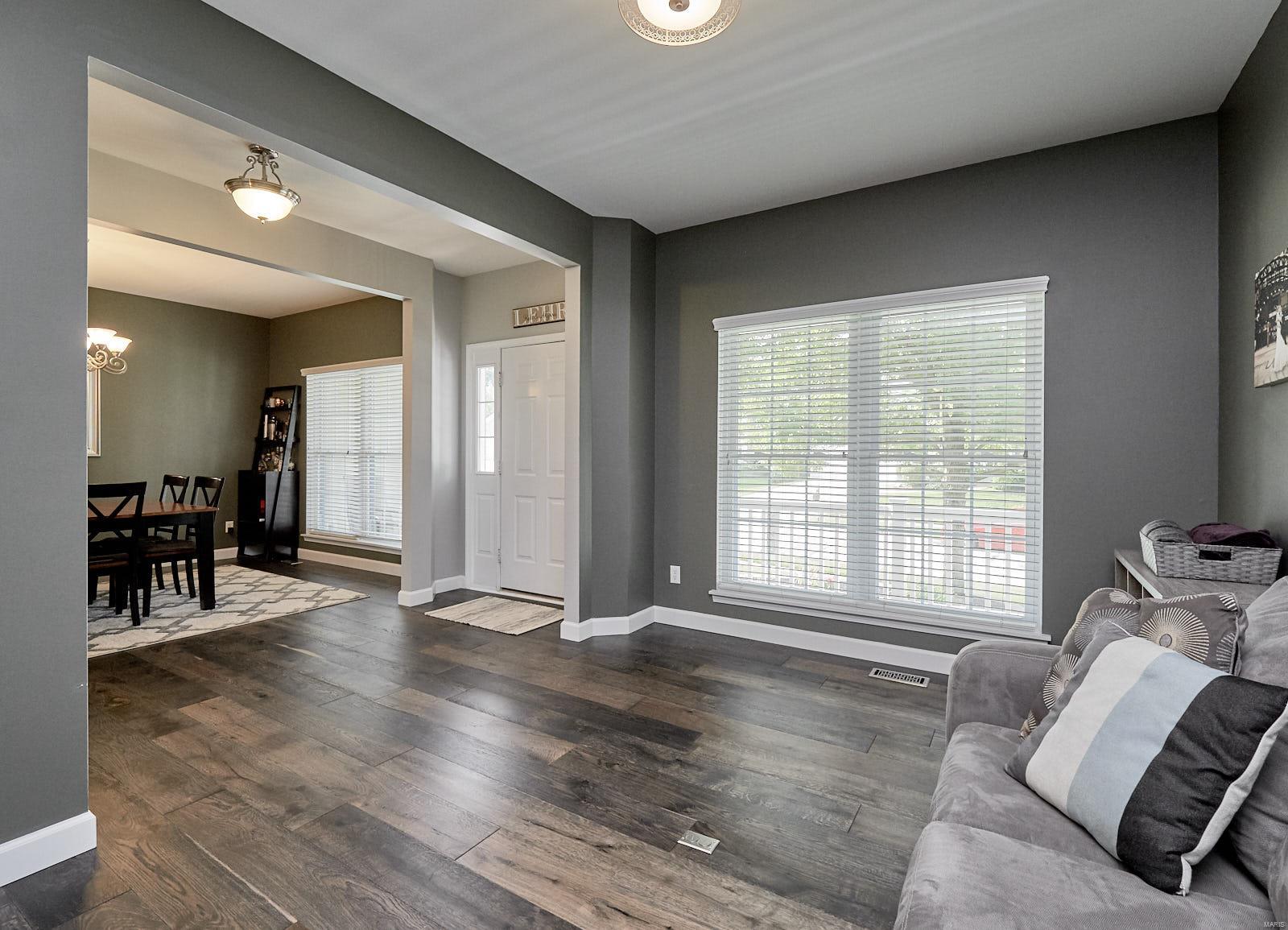 1277 Arbor Bluff Circle Ballwin, MO 63021 - Photo 14 of 37