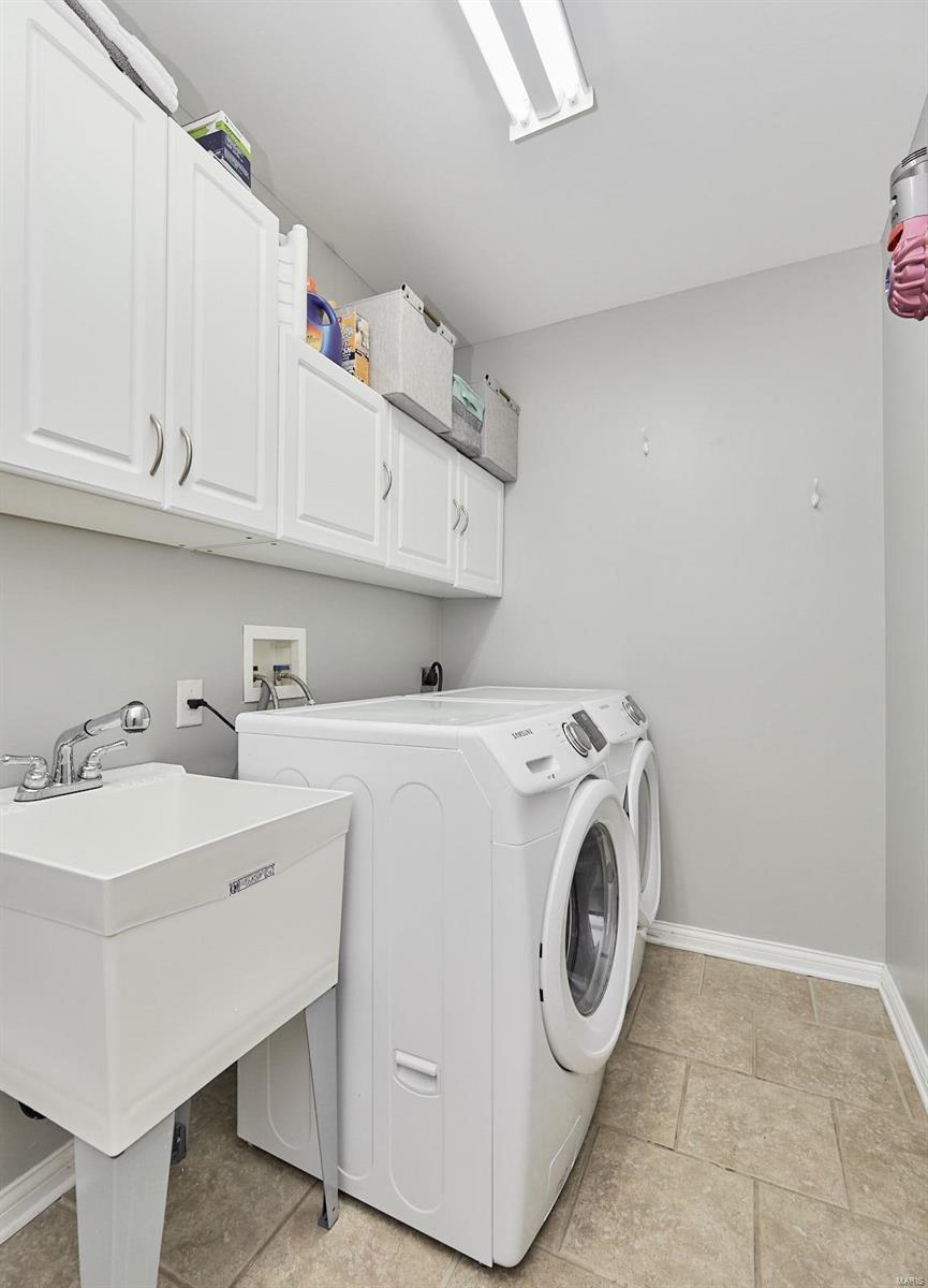 1277 Arbor Bluff Circle Ballwin, MO 63021 - Photo 16 of 37