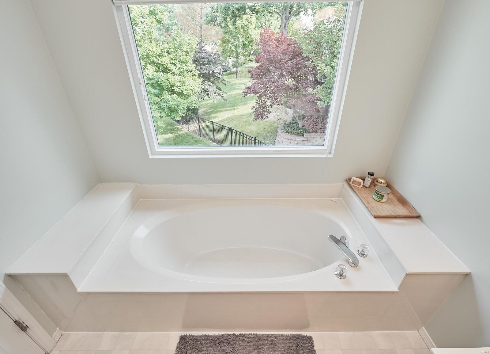 1277 Arbor Bluff Circle Ballwin, MO 63021 - Photo 21 of 37