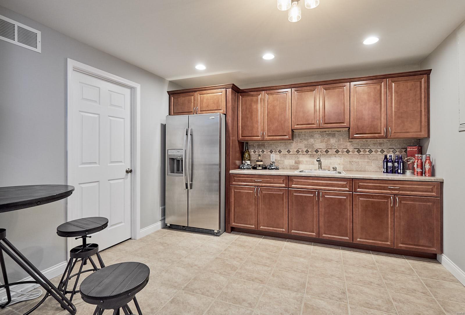 1277 Arbor Bluff Circle Ballwin, MO 63021 - Photo 30 of 37