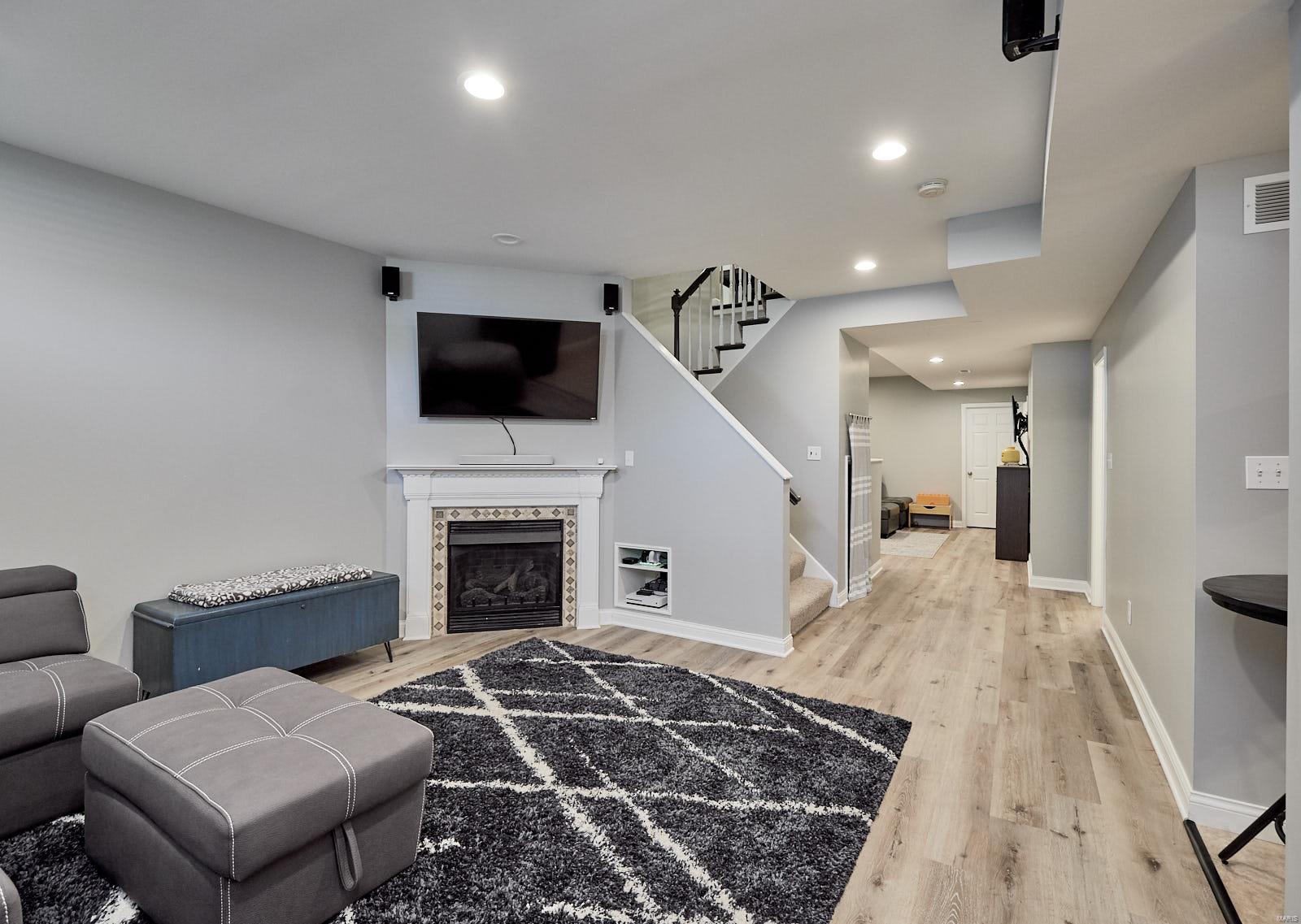 1277 Arbor Bluff Circle Ballwin, MO 63021 - Photo 33 of 37