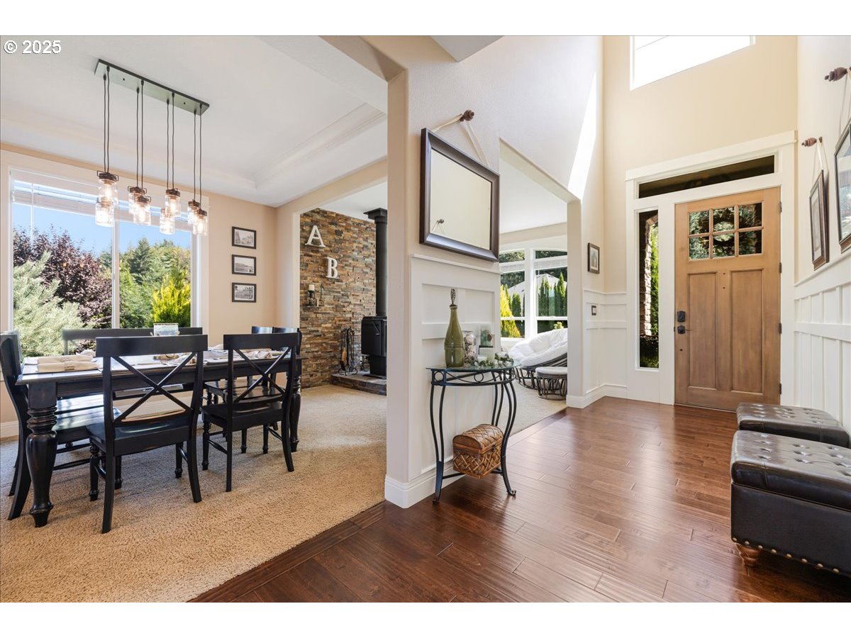 45632 Northwest Mead Way Banks, OR 97106 - Photo 4 of 48 a view of a livingroom with furniture and a table