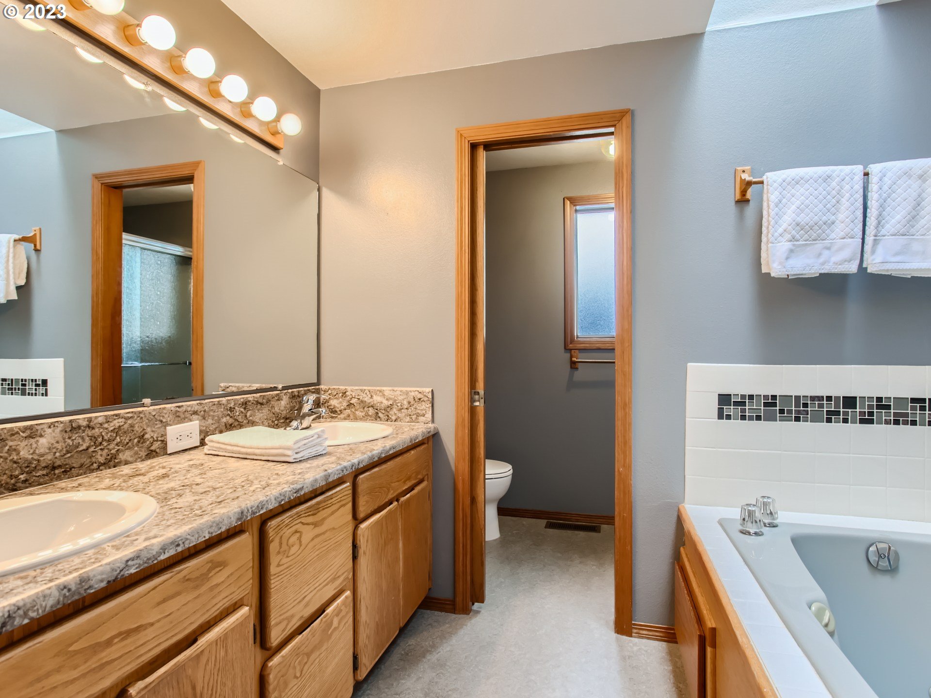 13376 Southwest Chelsea Loop Tigard, OR 97223 - Photo 16 of 28 Gallery Image 16