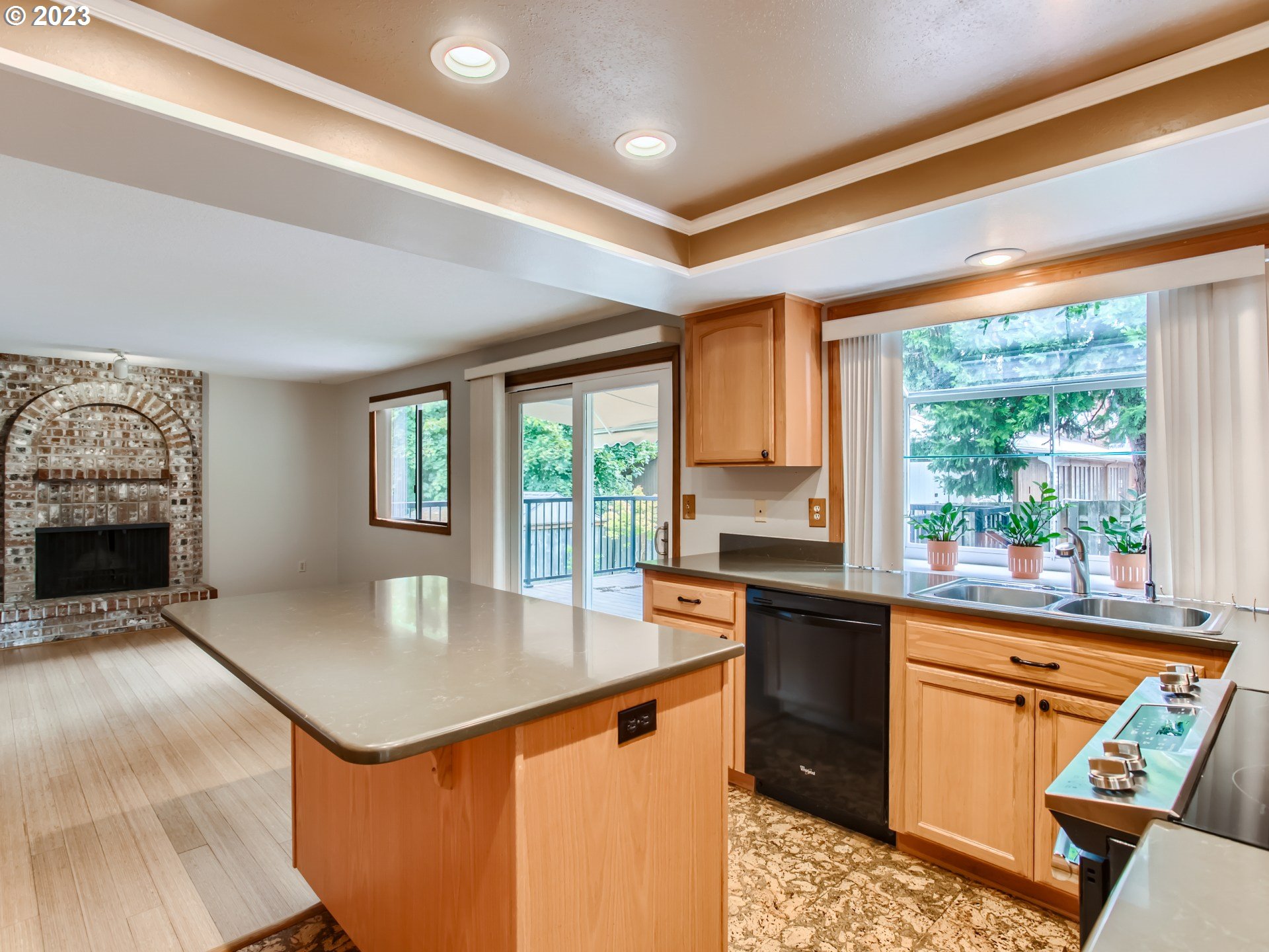 13376 Southwest Chelsea Loop Tigard, OR 97223 - Photo 7 of 28 Gallery Image 7