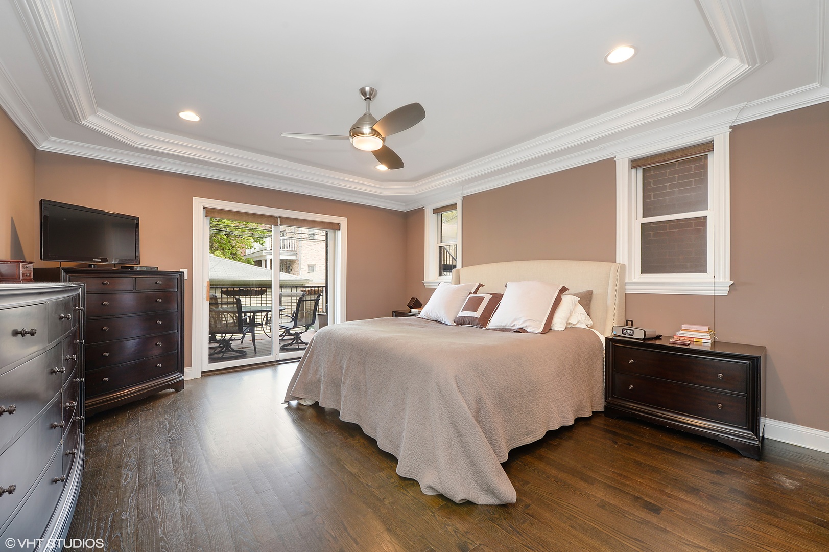 2210 West Addison Street, Unit 1 Chicago, IL 60618 - Photo 6 of 15