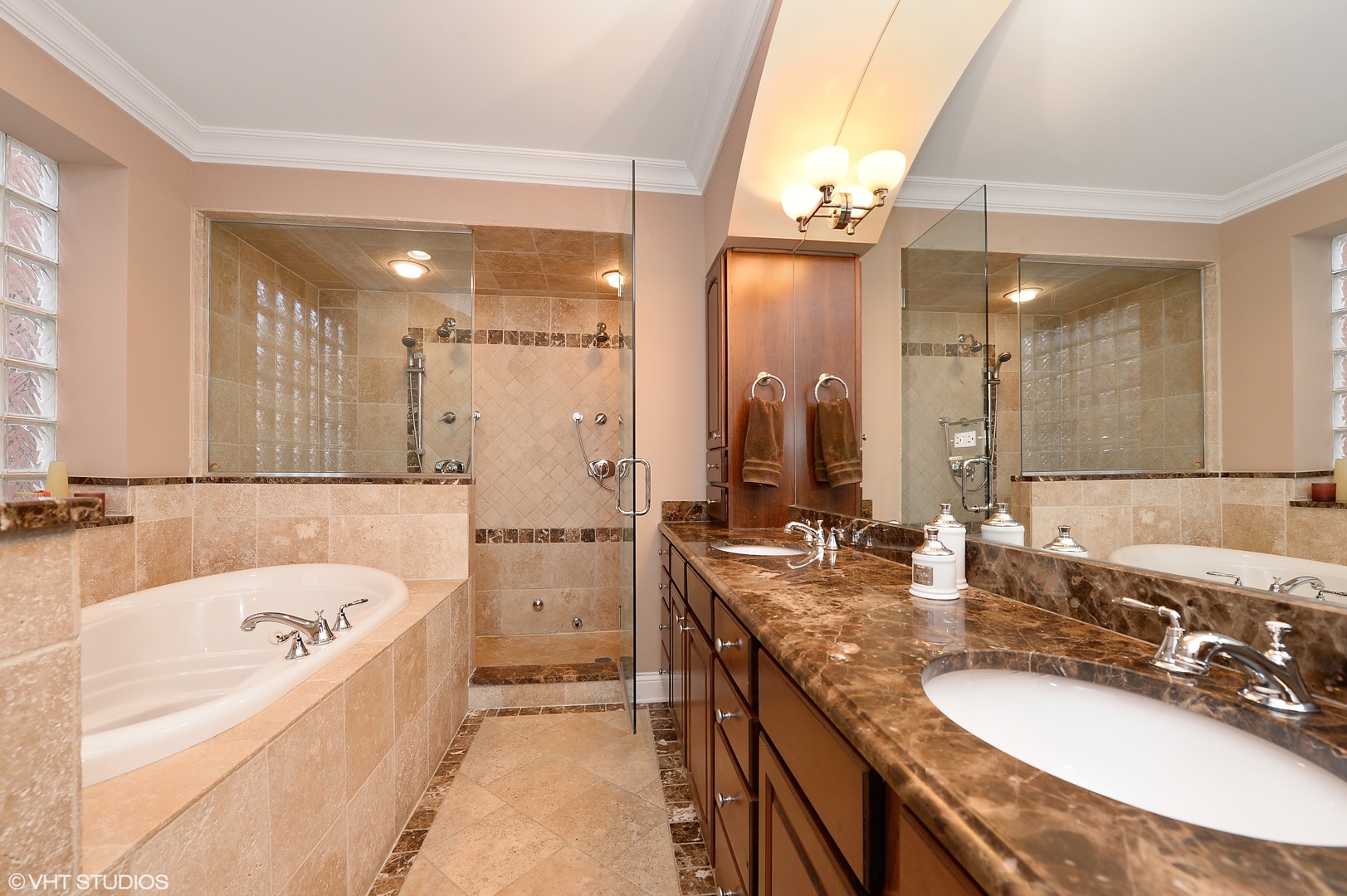 2210 West Addison Street, Unit 1 Chicago, IL 60618 - Photo 7 of 15