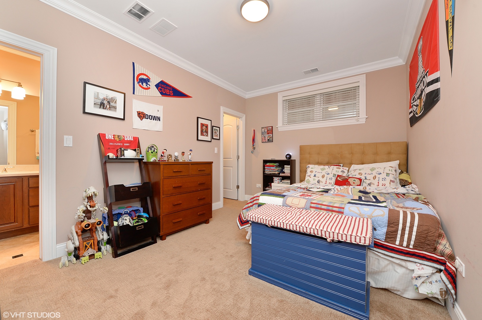 2210 West Addison Street, Unit 1 Chicago, IL 60618 - Photo 8 of 15