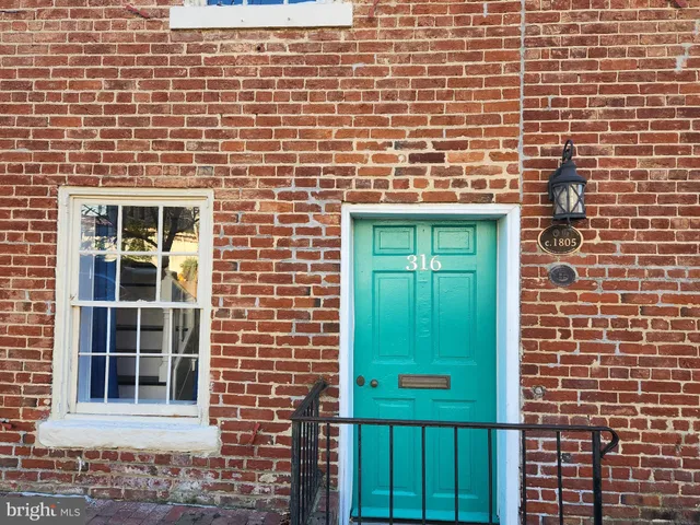 a view of a brick house