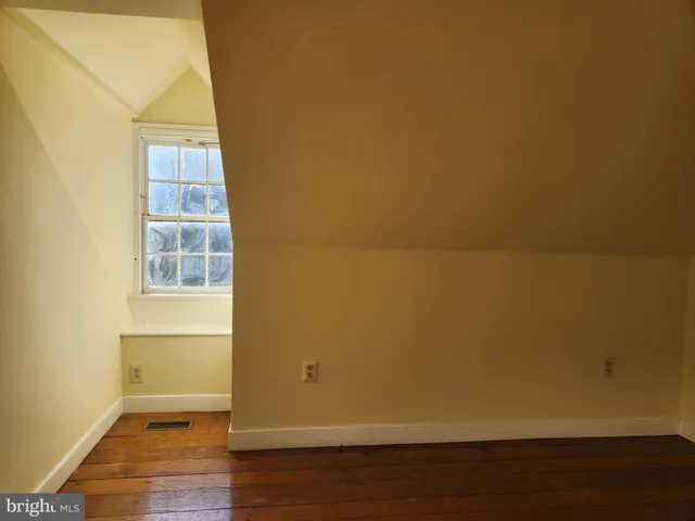 $2,500 | 316 Princess Anne Street, Fredericksburg, VA 22401