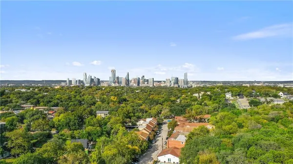 $2,195 | 743 East Oltorf Street, Unit 201, Austin, TX 78704