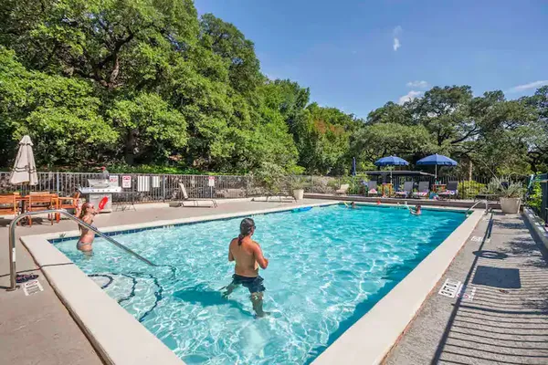 $2,195 | 743 East Oltorf Street, Unit 201, Austin, TX 78704