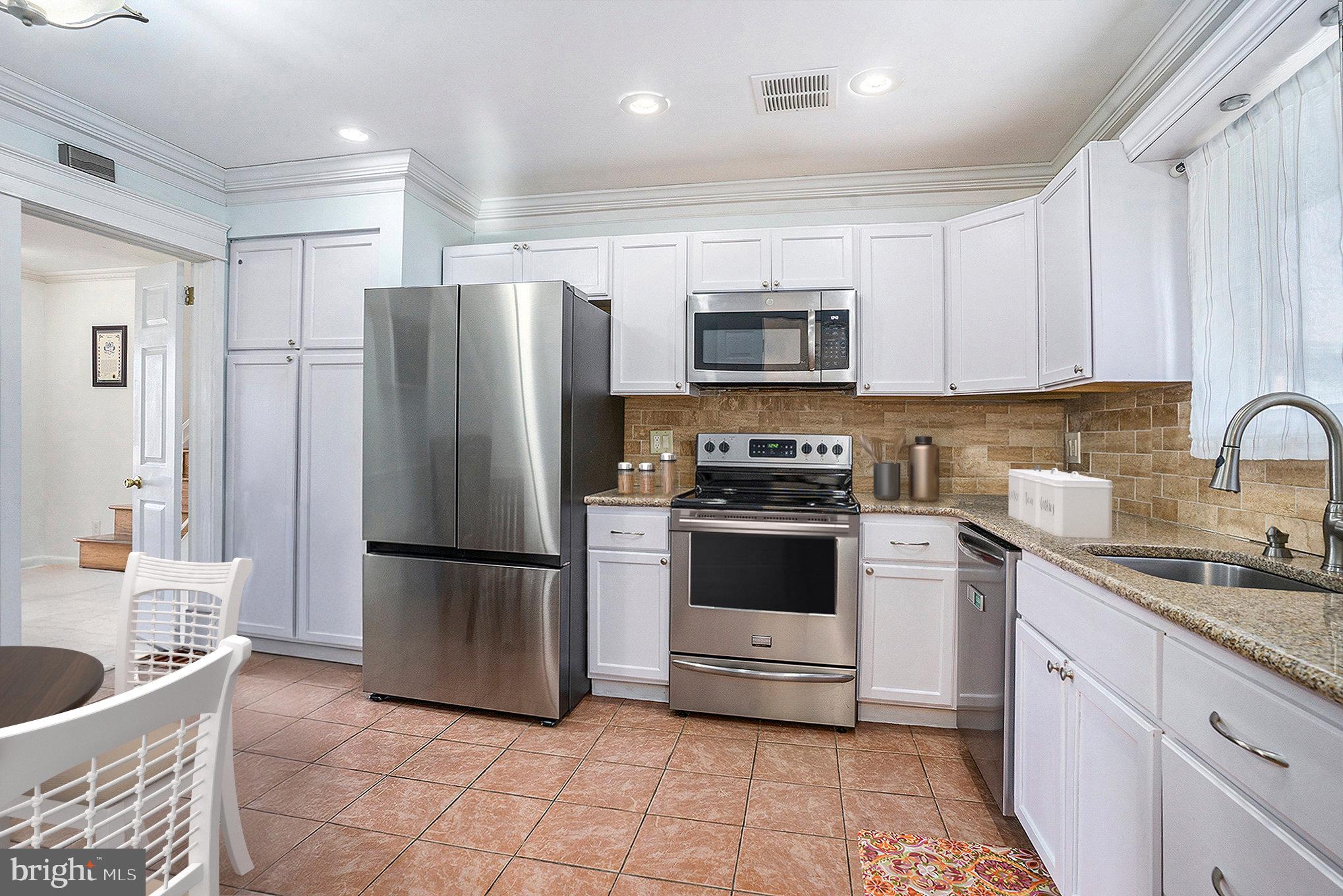 1875 Lippincott Road Huntingdon Valley, PA 19006 - Photo 19 of 46