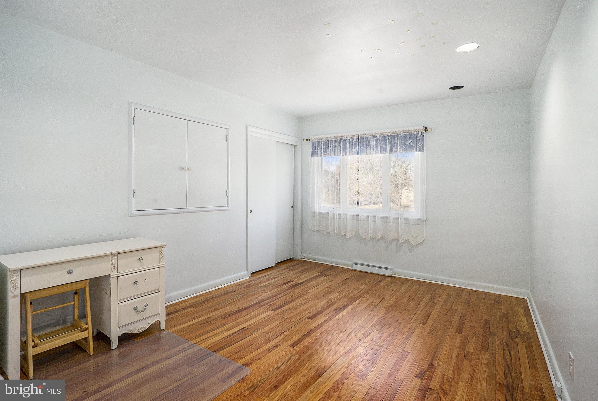1875 Lippincott Road Huntingdon Valley, PA 19006 - Photo 27 of 46