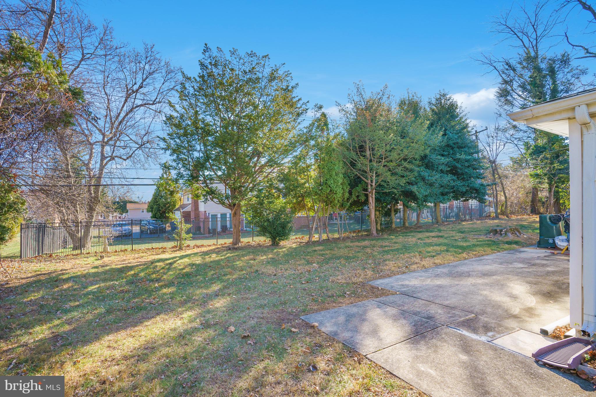 1875 Lippincott Road Huntingdon Valley, PA 19006 - Photo 40 of 46