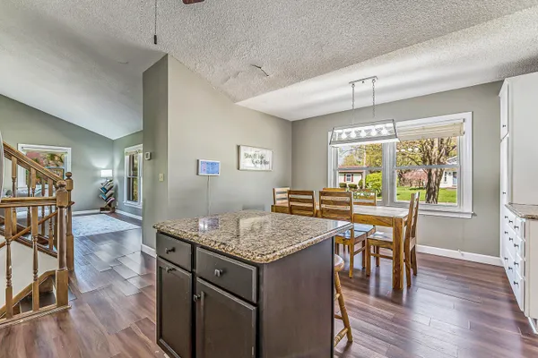 $285,000 | 308 Oak Tree Drive, Clinton, MI 49236