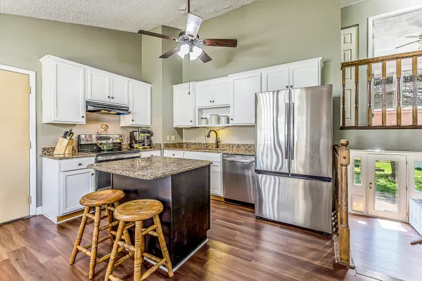 $285,000 | 308 Oak Tree Drive, Clinton, MI 49236