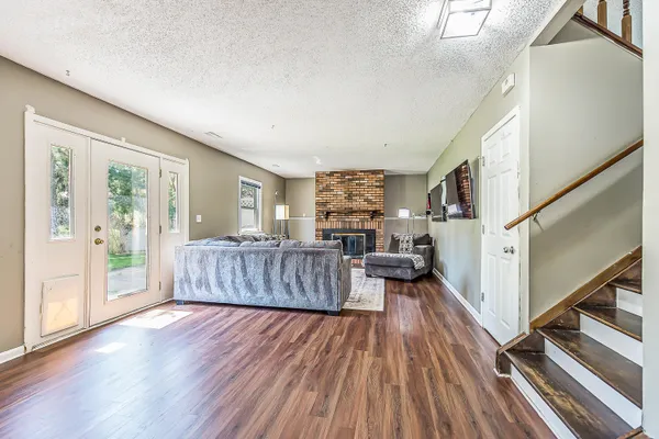 $285,000 | 308 Oak Tree Drive, Clinton, MI 49236