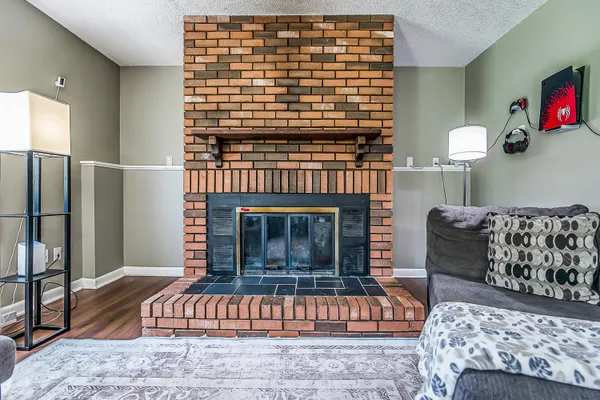 $285,000 | 308 Oak Tree Drive, Clinton, MI 49236