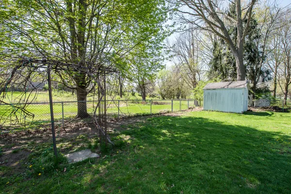 $285,000 | 308 Oak Tree Drive, Clinton, MI 49236