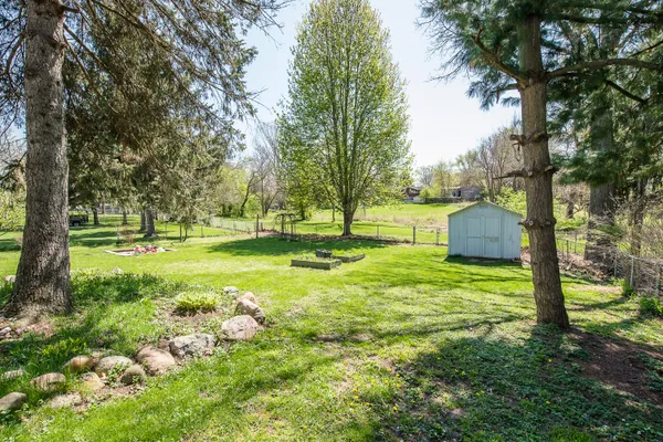 $285,000 | 308 Oak Tree Drive, Clinton, MI 49236