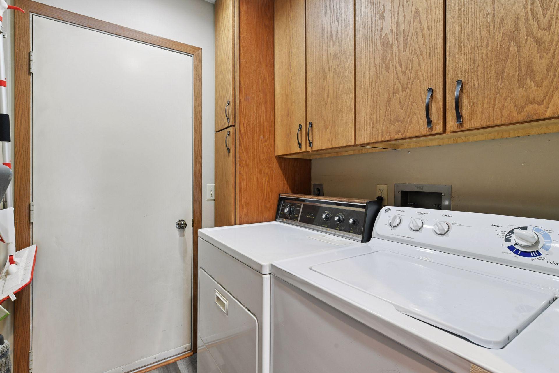 7307 Amber Lane Eden Prairie, MN 55346 - Photo 12 of 19